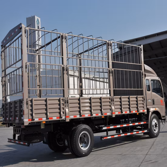 Sinotruk HOWO Sinotruck Fabricante de fábrica 4X2 5ton 6 Wheeler Volquete de transporte Camión ligero de servicio pesado Caja Van Juego Camión de carga de plataforma plana